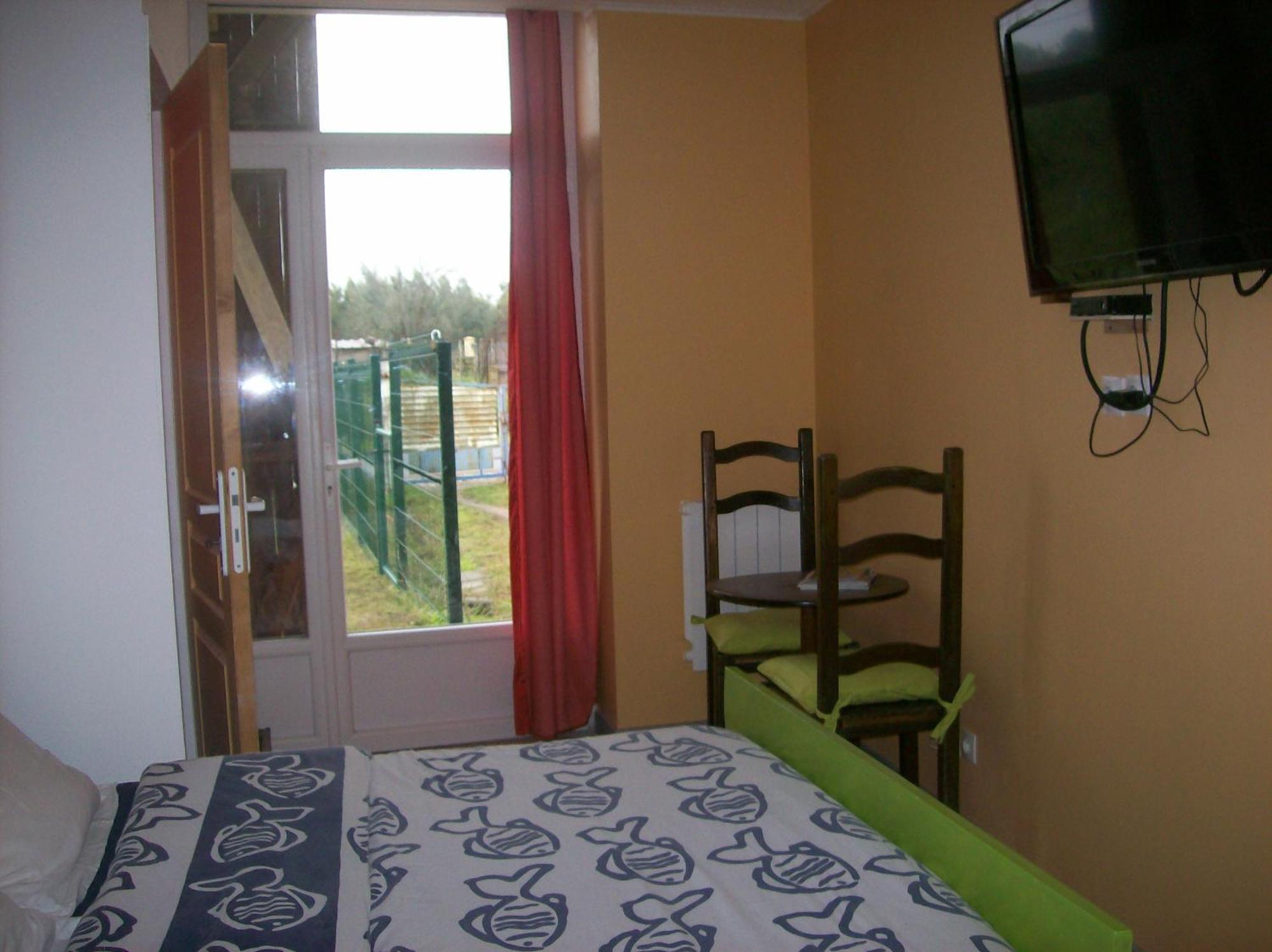 Bed and Breakfast La Coupe D'Or Braud-et-Saint-Louis Exterior foto